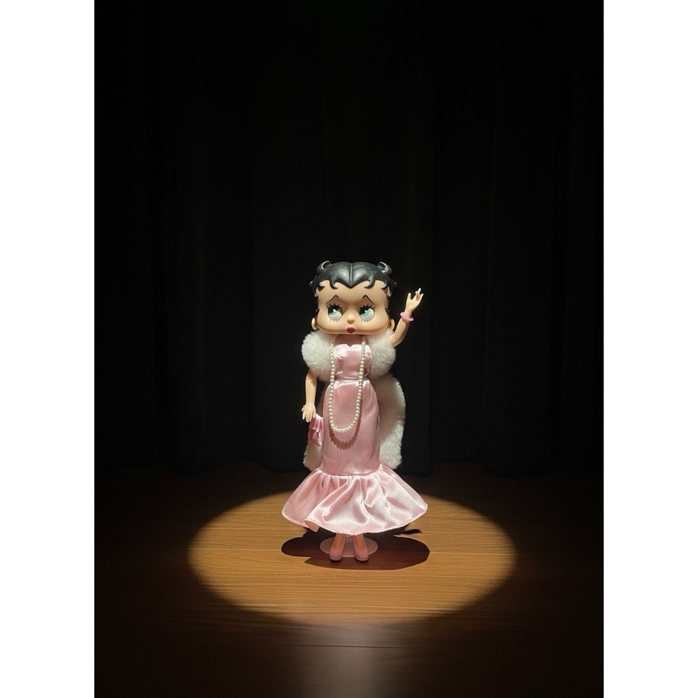Betty Boop Fashion Doll Mae West Pink Dress Gown Stand Poseable 1986 Marty Toy